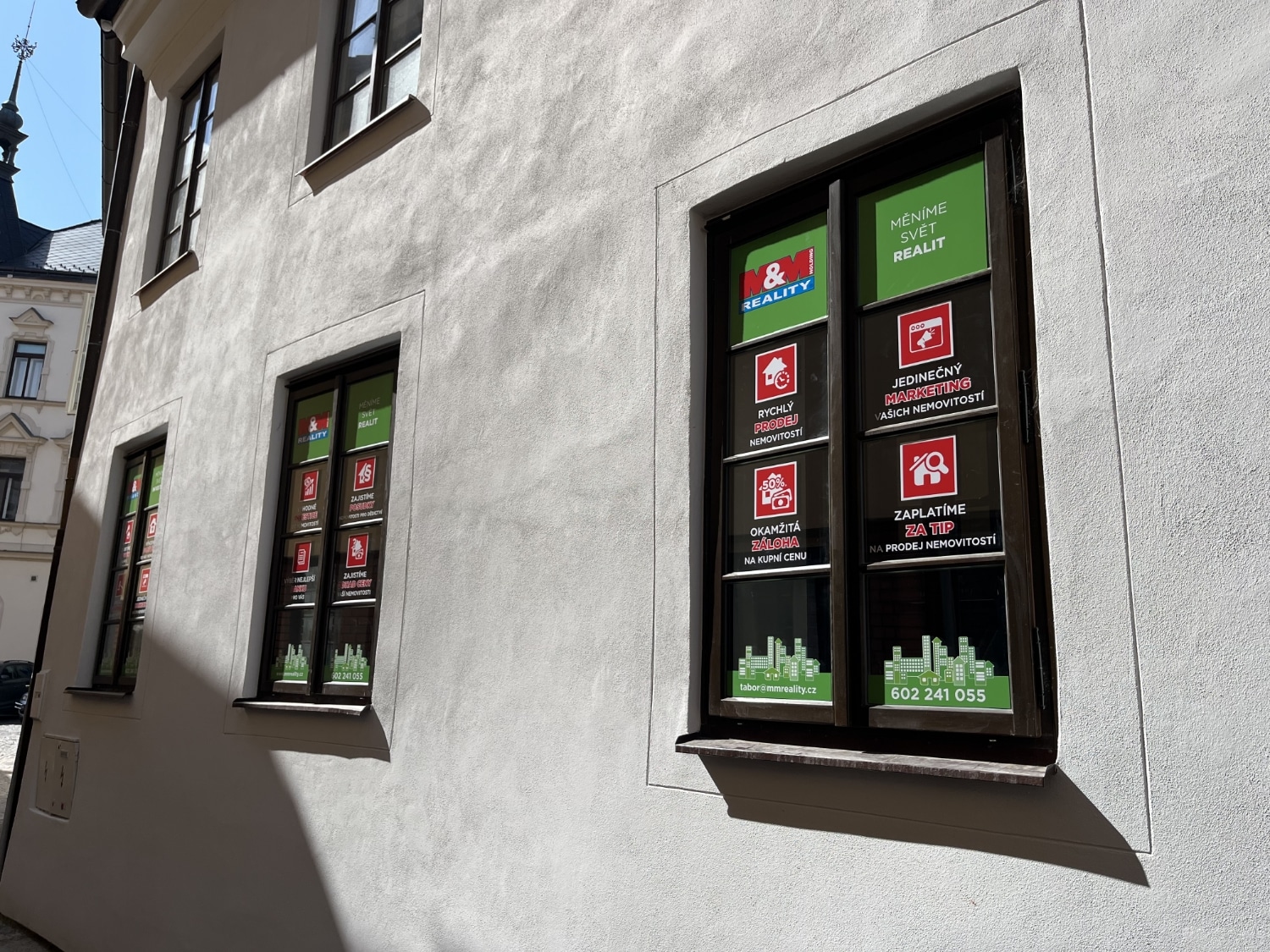 Realizace lepené reklamy od Tiskárny RUDI Tábor